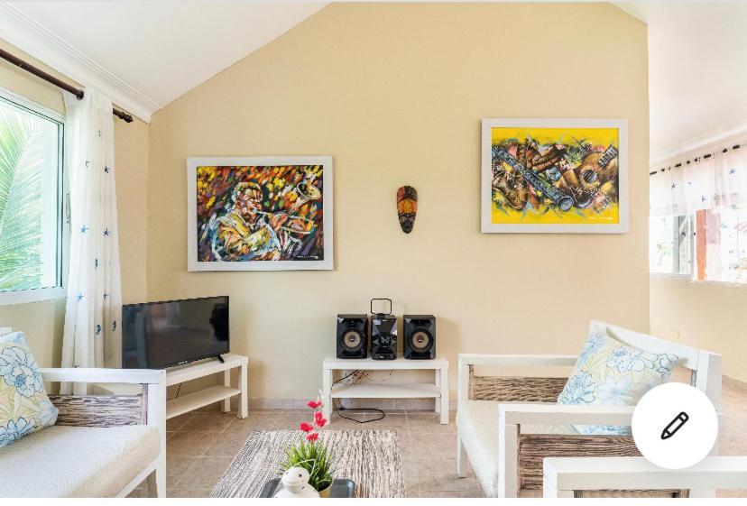 Hostal Las Rosas De Punta Cana Eksteriør billede