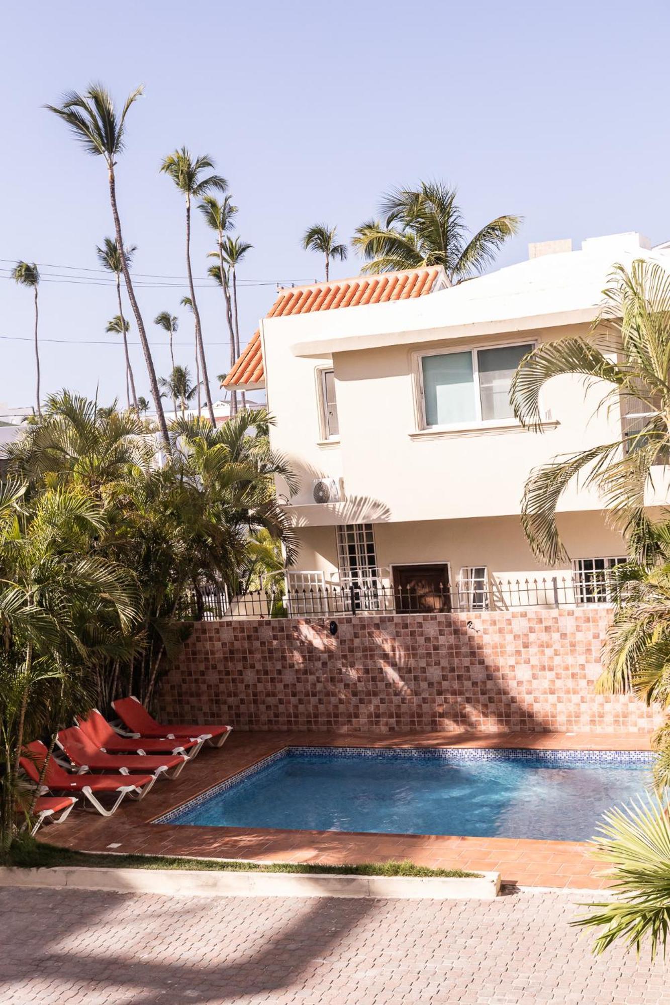Hostal Las Rosas De Punta Cana Eksteriør billede