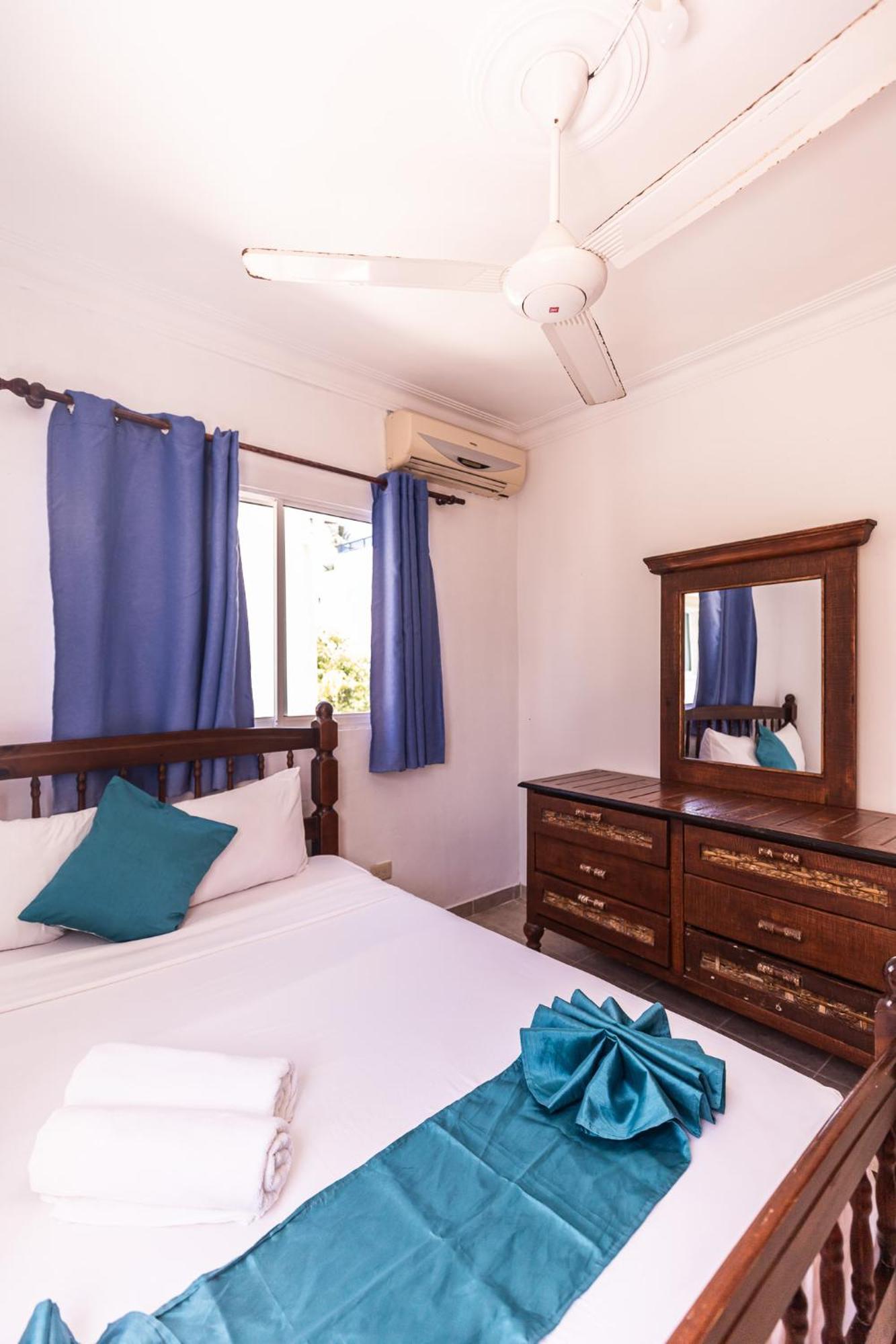 Hostal Las Rosas De Punta Cana Eksteriør billede