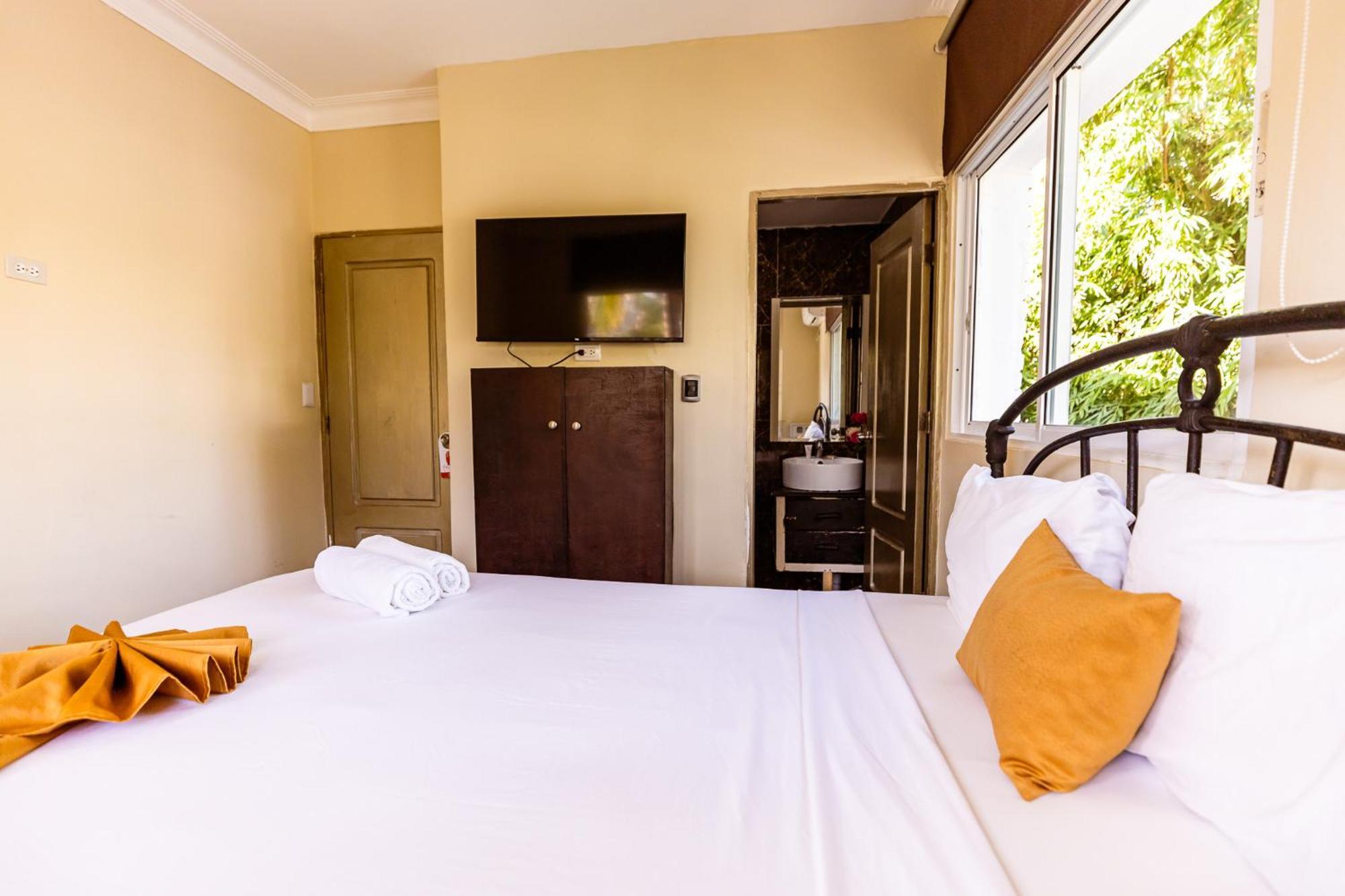 Hostal Las Rosas De Punta Cana Eksteriør billede