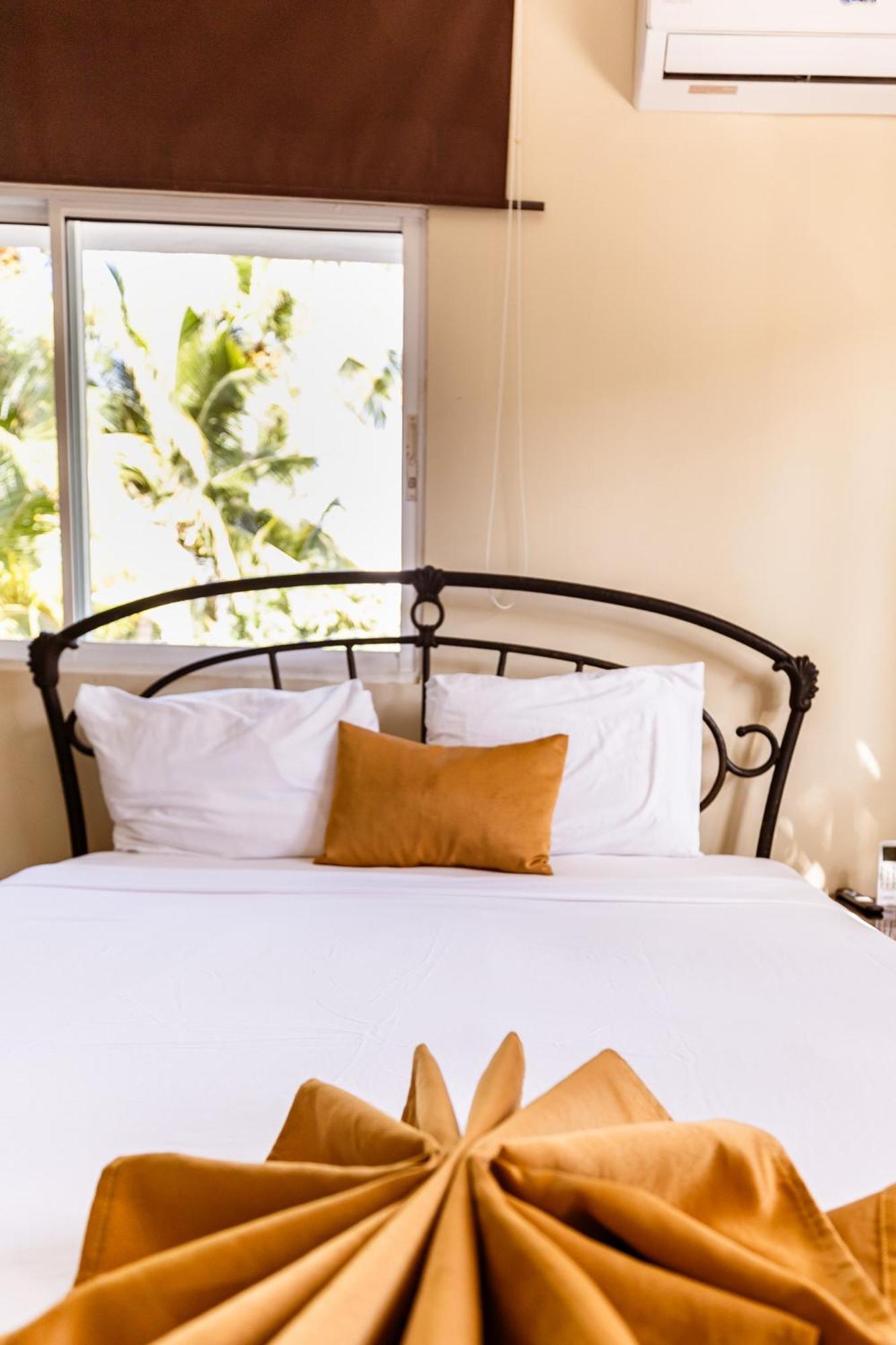 Hostal Las Rosas De Punta Cana Eksteriør billede