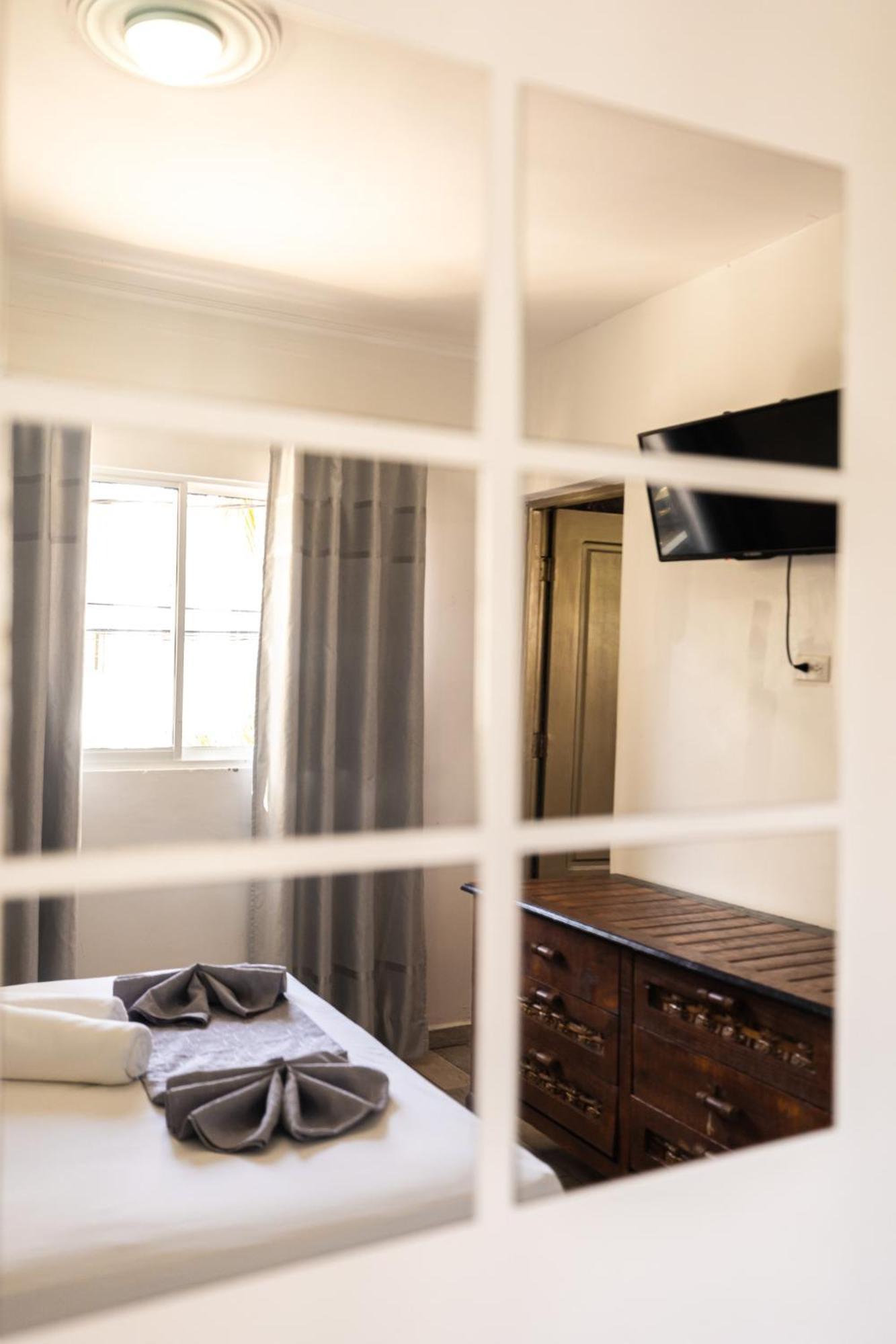 Hostal Las Rosas De Punta Cana Eksteriør billede
